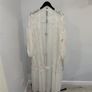 Honey Punch Ivory Sheer Embroidered Duster Robe